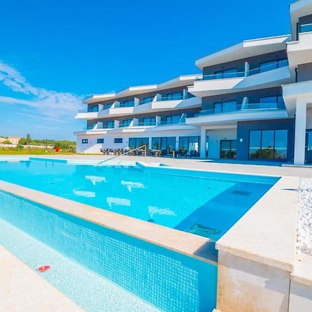 Hotel Delfin Lanterna Tar-Vabriga Zewnętrze zdjęcie