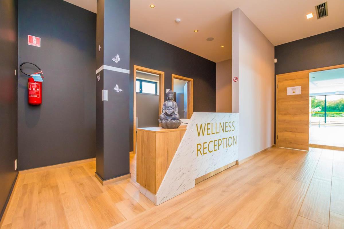 Hotel Delfin Lanterna Tar-Vabriga Zewnętrze zdjęcie