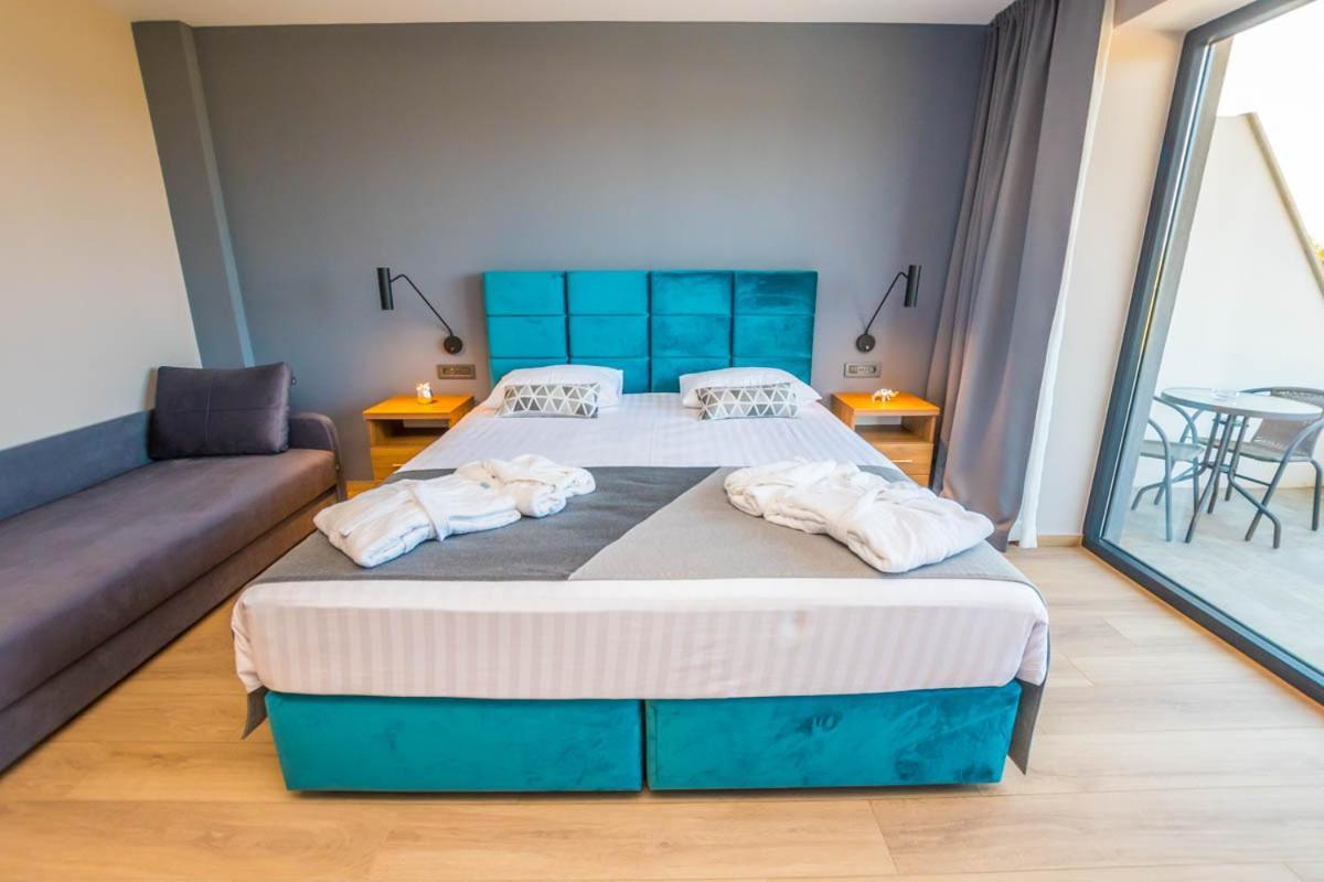 Hotel Delfin Lanterna Tar-Vabriga Zewnętrze zdjęcie