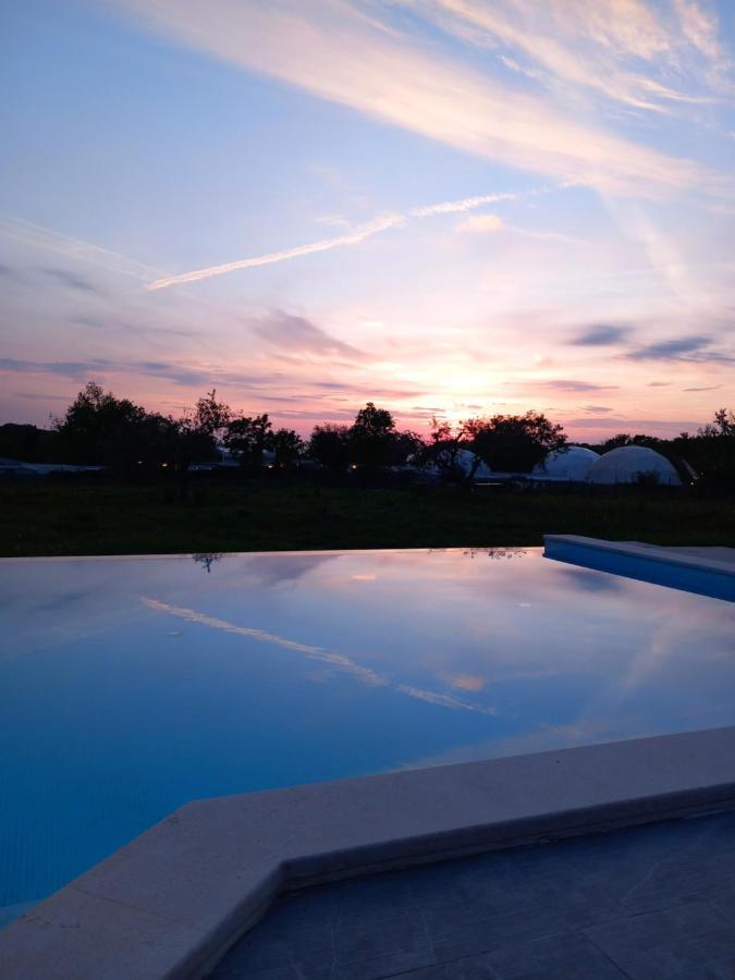Hotel Delfin Lanterna Tar-Vabriga Zewnętrze zdjęcie